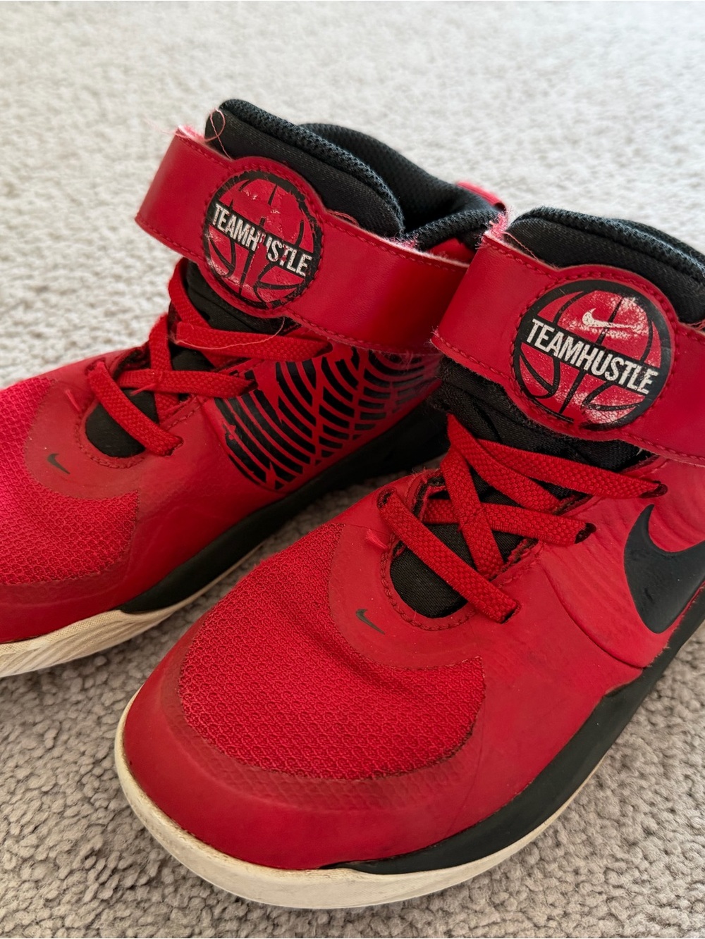 Nike Kids Red and Black Team Hustle High-Top Sneakers